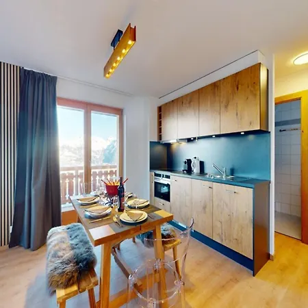 Apartamento In Near Lift & Sauna