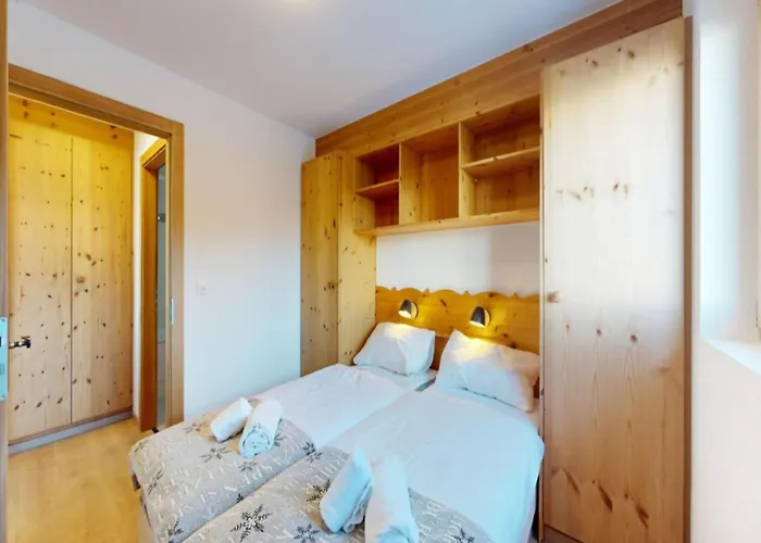 In Near Lift & Sauna Daire
